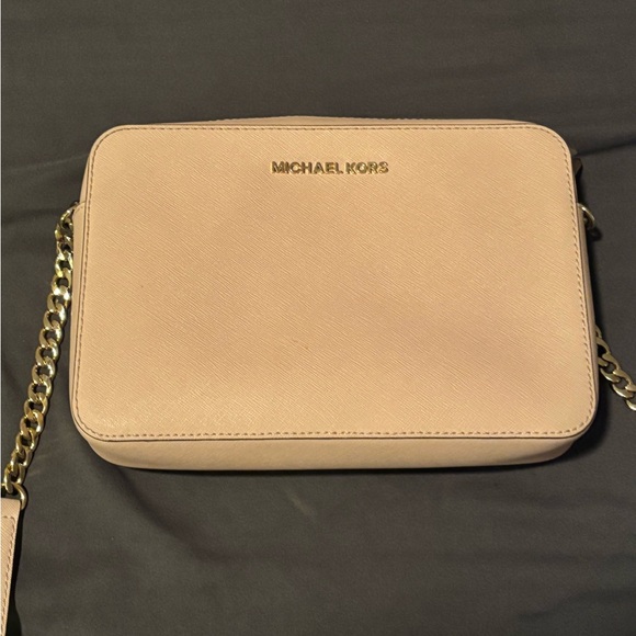 Michael Kors Blush Crossbody Bag - Picture 1 of 6